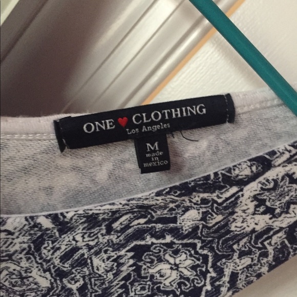 Pattern Dress - Picture 2 of 3